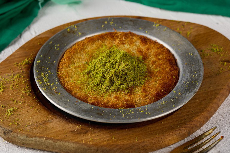 Ruvia Restaurant - warm k&uuml;nefe with pistachio, a classic autumn dessert